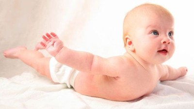 Основные моменты развития ребенка до года