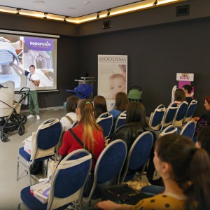 Karapuzov на мероприятии для будущих мам IQ mama meeting