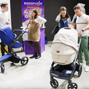 Karapuzov на мероприятии для будущих мам IQ mama meeting