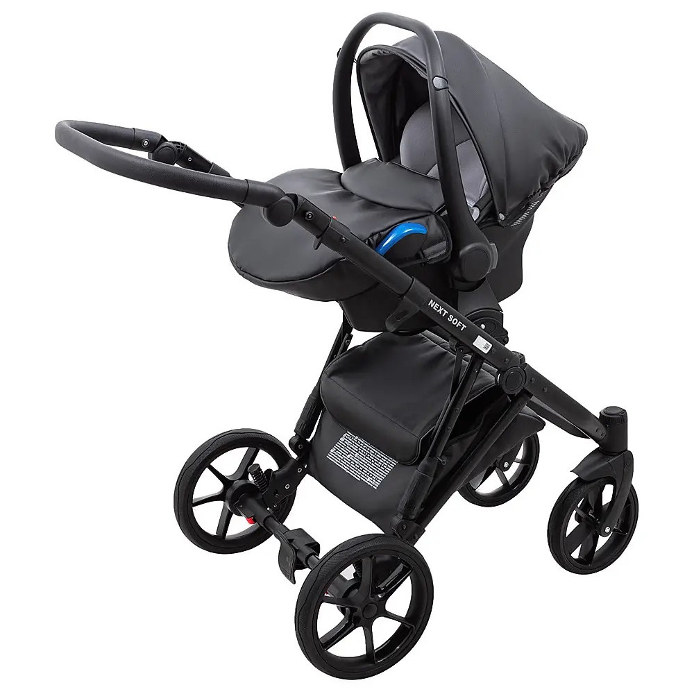 Автокресло Bair Kite кожа 100% 36 черный (680549) Автокресло Bair Kite кожа 100% 36 черный (680549)