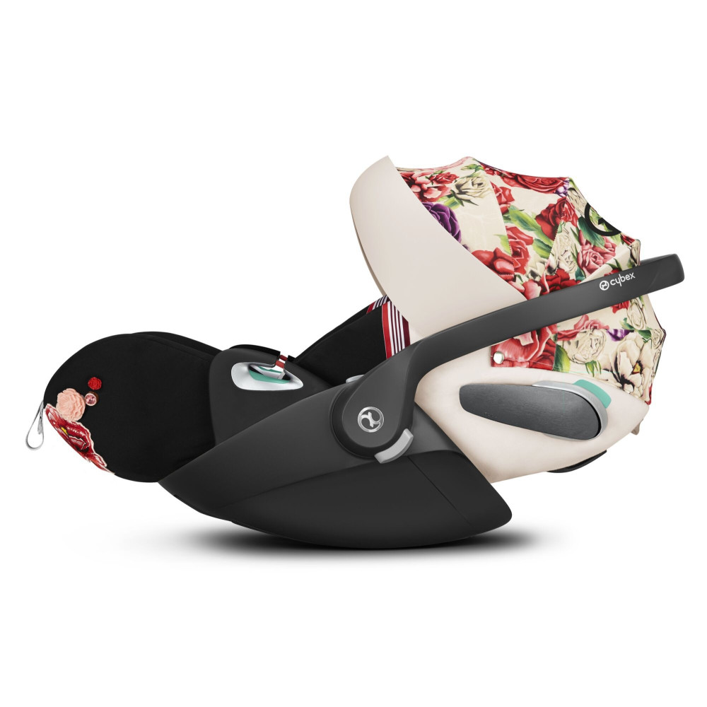 Автокресло Cybex Cloud Z2 i-Size Spring Blossom Light
