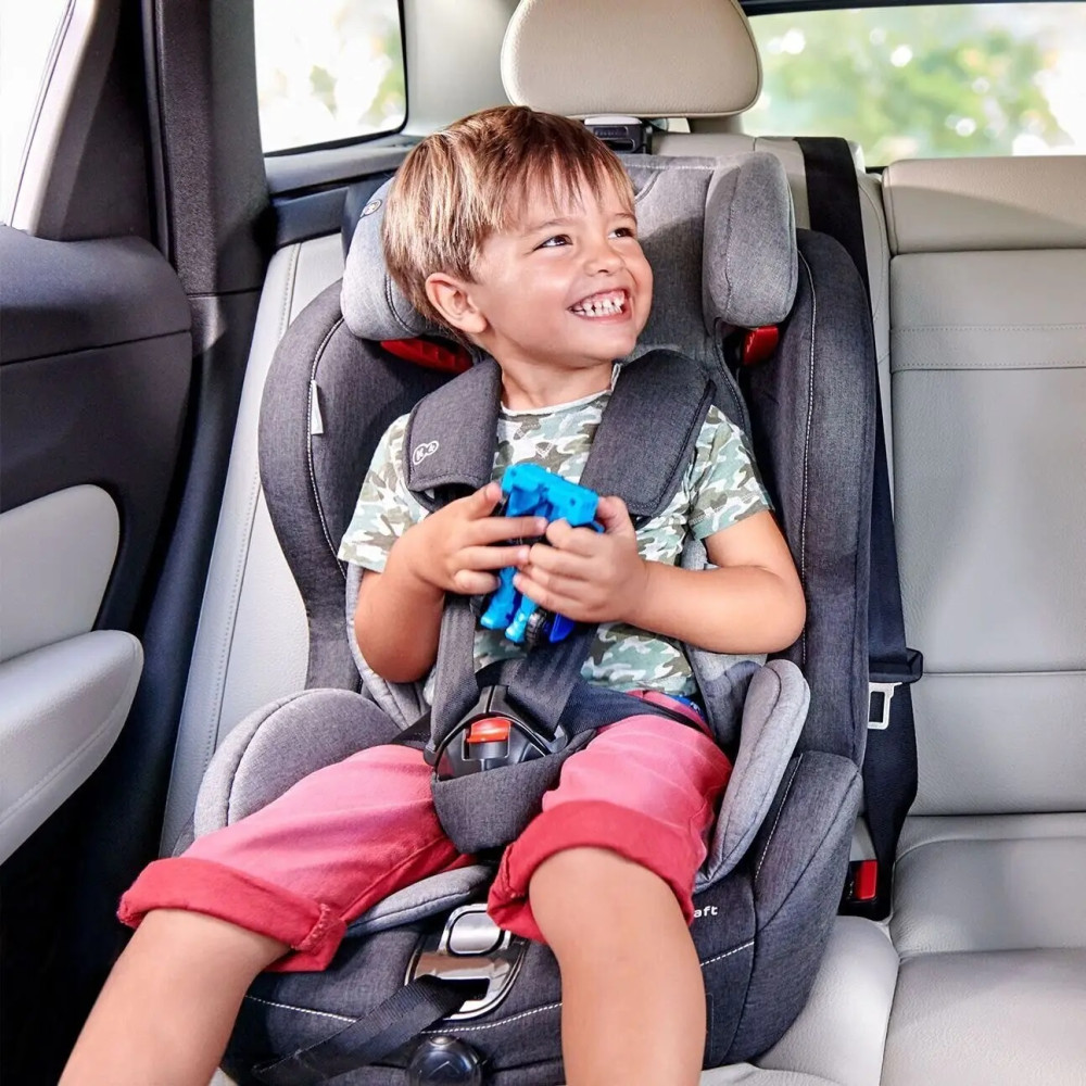 Автокрісло Kinderkraft Safety Fix Black (KKFSAFEBLK0000)