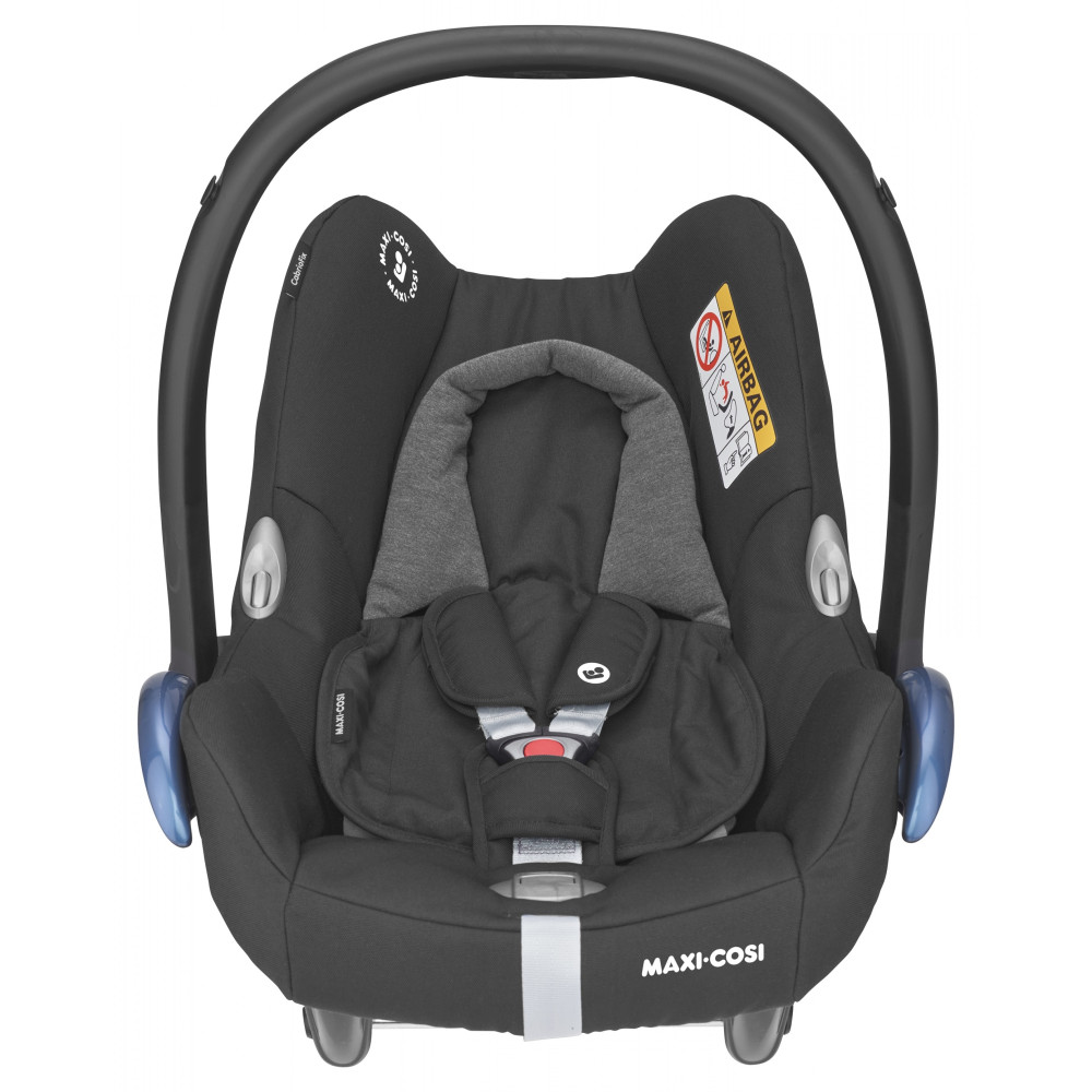 Автокрісло Maxi-Cosi CabrioFix Essential black