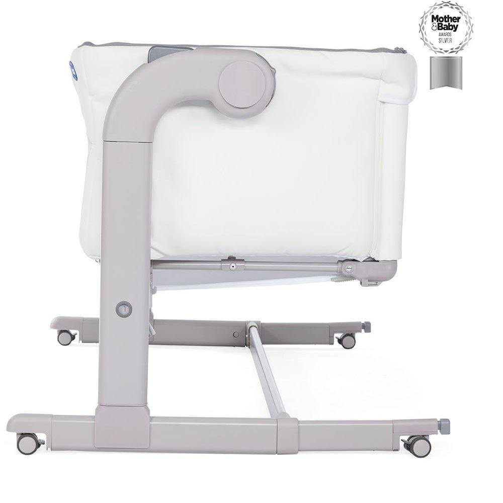 Chicco Next2Me Magic - дитяче приставне ліжечко з режимом заколисування • Білий (79584.30)