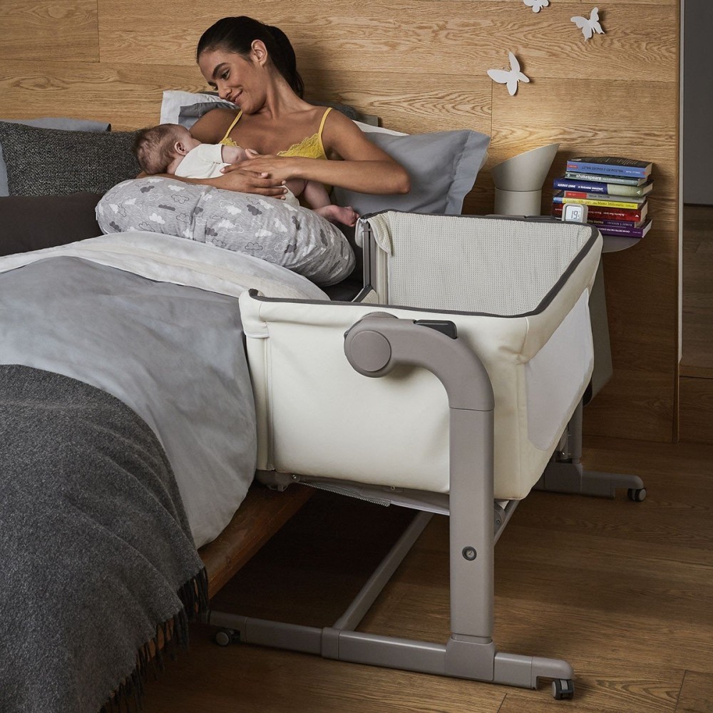 Chicco Next2Me Magic - дитяче приставне ліжечко з режимом заколисування • Білий (79584.30)