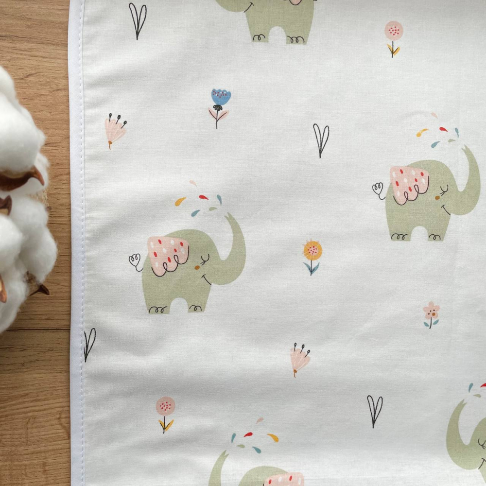 Непромокаемая пеленка Маленькая Соня 50*80 Слоники олива (11531)