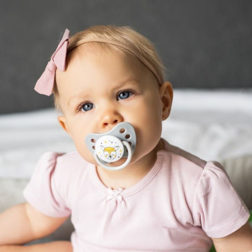 Пустушка BabyOno анатомічна силіконова Natural nursing (1226/02)