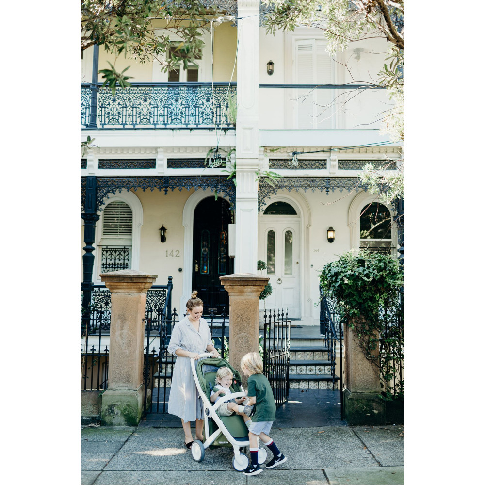 Greentom Classic - екологічна прогулянкова коляска, легка коляска • Sage-White