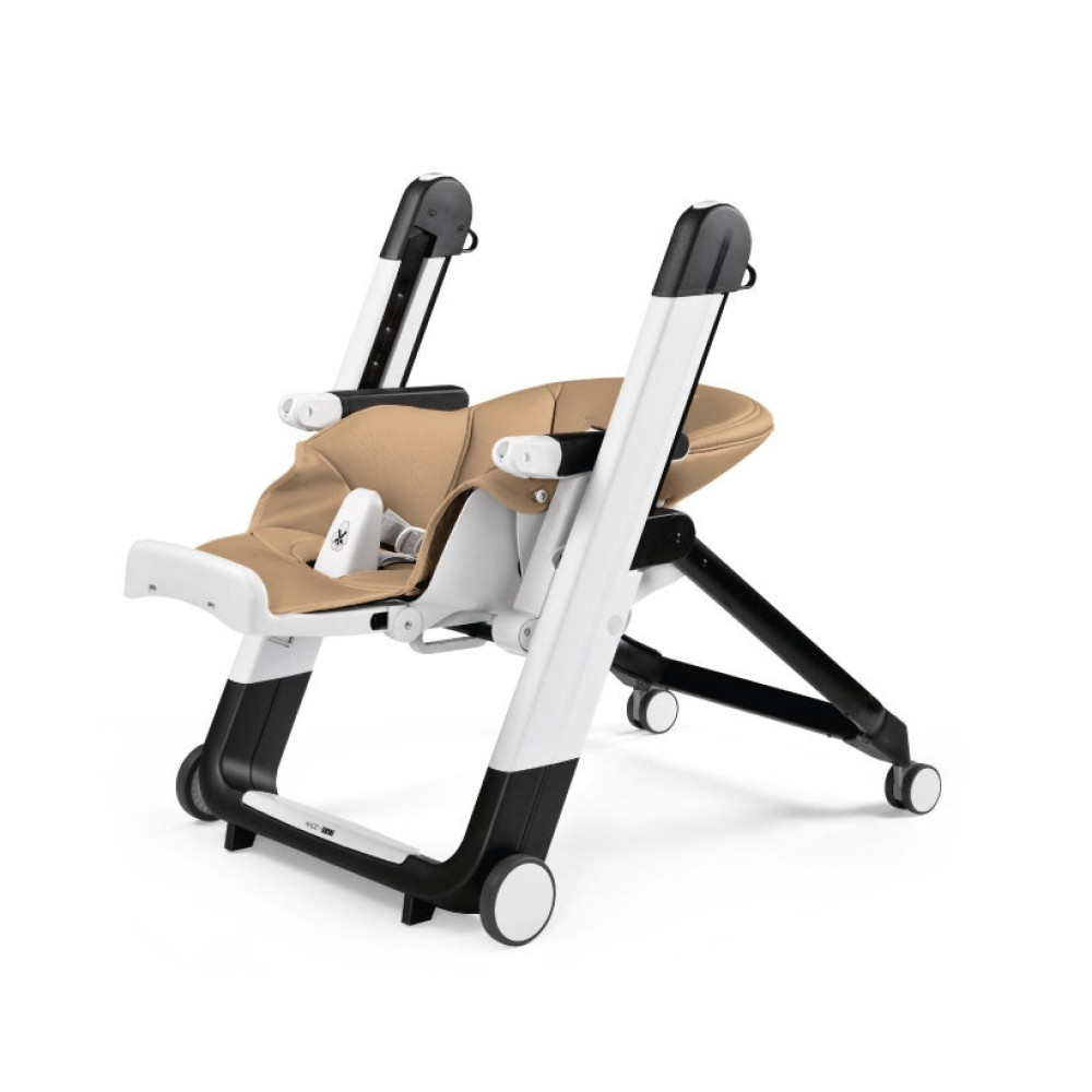 Peg Perego Siesta Follow Me - стульчик для кормления и шезлонг, 9 положений высоты, экокожа • Noce