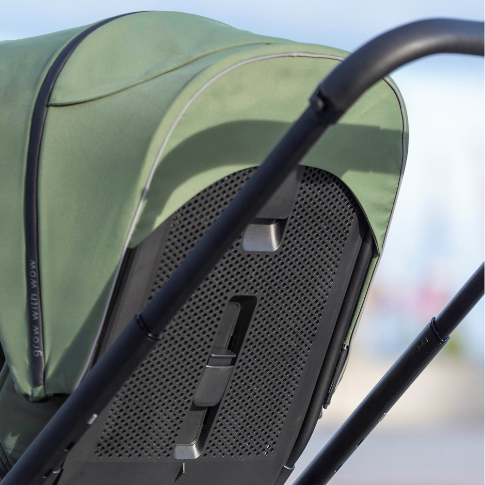 Carrello Alfa 2023 CRL-5508 - прогулочная коляска с реверсивным блоком (сиденье устанавливается лицом к маме), регулируется высота капюшона • Sea Green