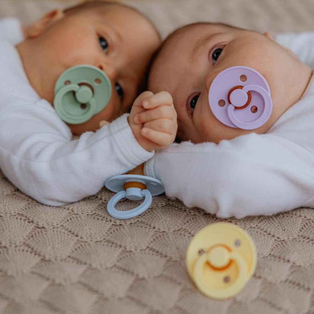Пустышка Bibs Colour Symmetrical 6-18 мес. латекс (baby blue) 