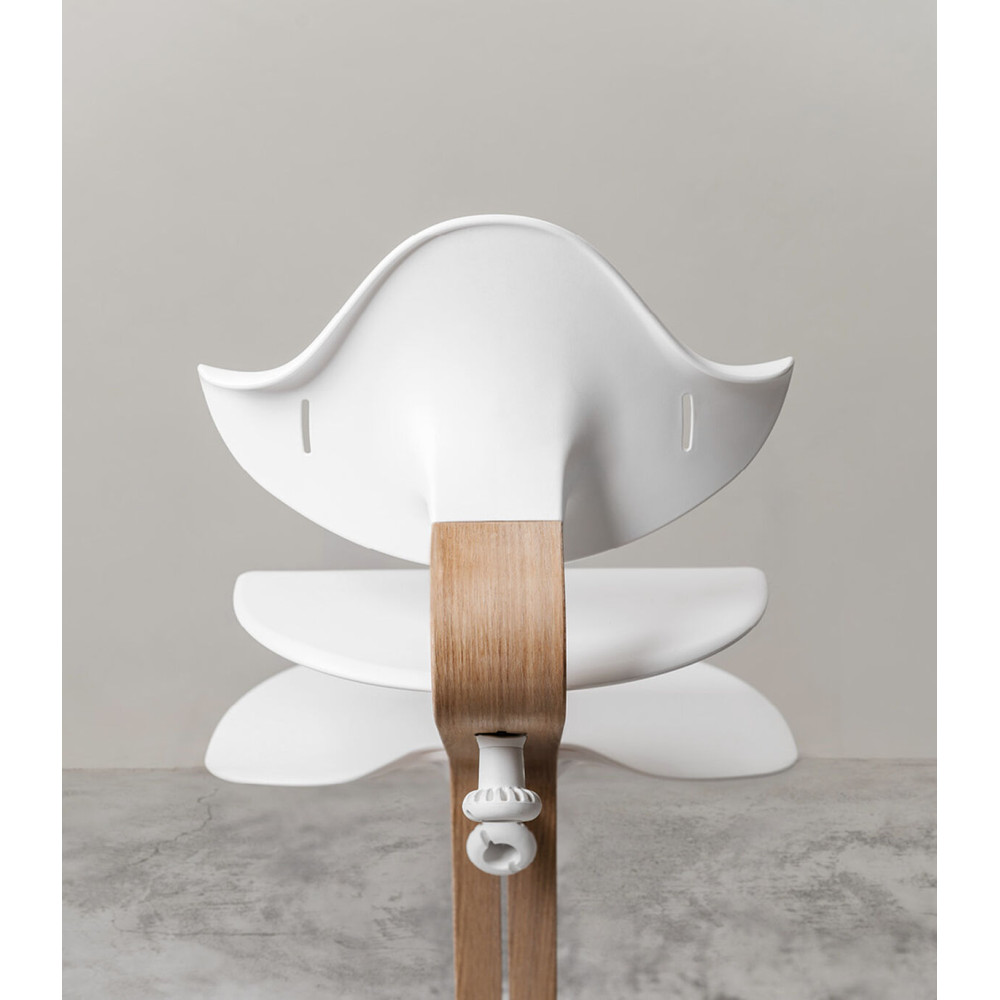 Stokke Nomi - стільчик для годування, багатофункціональний стілець-трансформер (від народження до 150 кг) • Oak White (626601)
