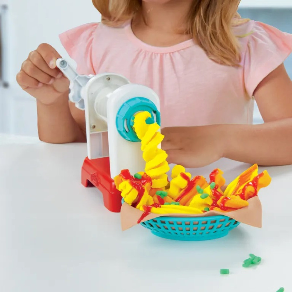 Игровой набор для лепки Hasbro Play-Doh Картошка Фри (F1320) Игровой набор для лепки Hasbro Play-Doh Картошка Фри (F1320)