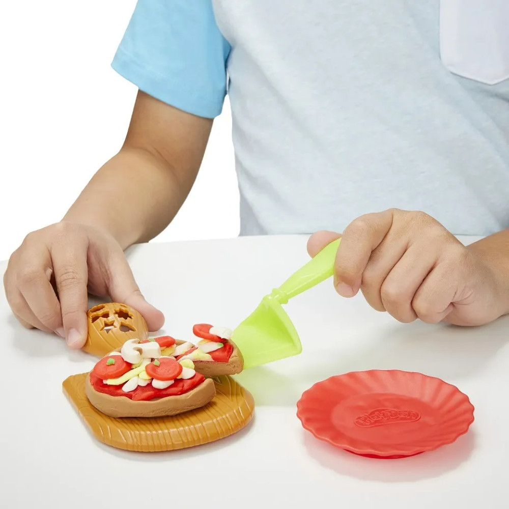 Ігровий набір для ліплення Hasbro Play-Doh Печем піцу (F4373) Ігровий набір для ліплення Hasbro Play-Doh Печем піцу (F4373)