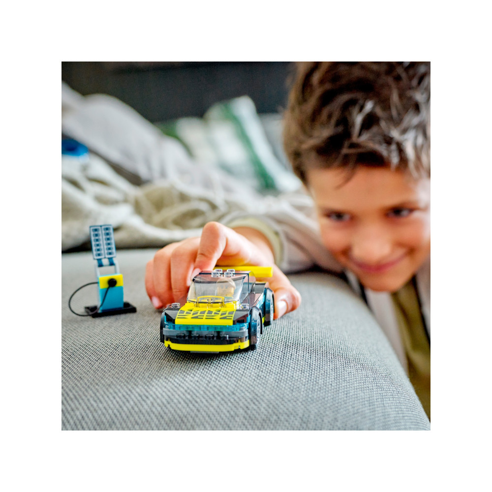 Конструктор Lego City Спортивный электромобиль (60383)