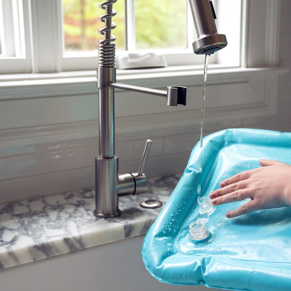 Водний розвиваючий килимок Baby Einstein Sensory Splash (16847) Водний розвиваючий килимок Baby Einstein Sensory Splash (16847)