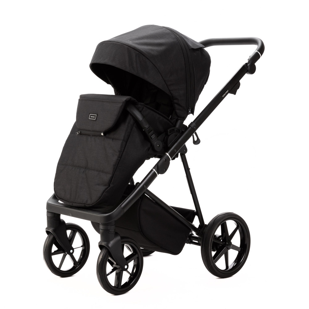 Коляска 2 в 1 Adamex Vasco TK-53 черная ткань (VTK530001) Коляска 2 в 1 Adamex Vasco TK-53 черная ткань (VTK530001)