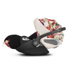 Cybex Cloud T i-Size - автокресло для новорожденного (от 0 до 24 месяцев / 45 - 87 см рост), раскладывающееся до лежачего положения • Spring Blossom Light