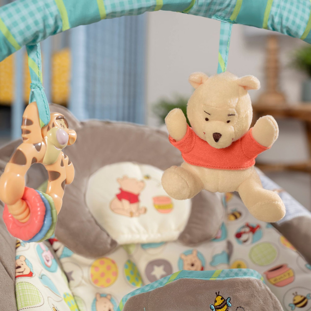Bright Starts Winnie - шезлонг для новорожденных с режимом вибрации и звуковыми эффектами • The Pooh Dots and Hunny Pots (60256)