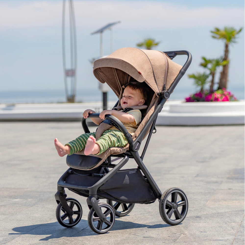 Прогулянковий візочок з автоматичним складанням Carrello Corsa