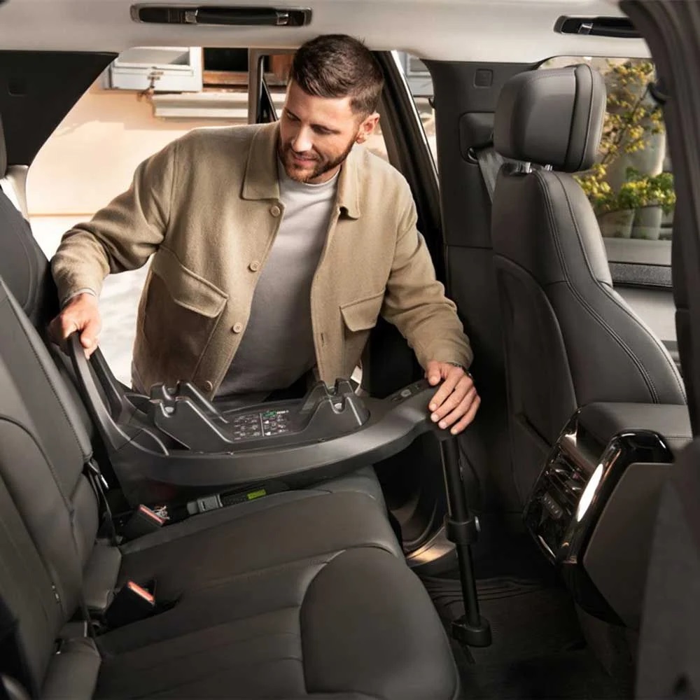 Chicco Full 360 i-Size - база для встановлення автокрісла Chicco Kory та Chicco Bi-Seat • Black (87054.95) Chicco Full 360 i-Size - база для встановлення автокрісла Chicco Kory та Chicco Bi-Seat • Black (87054.95)