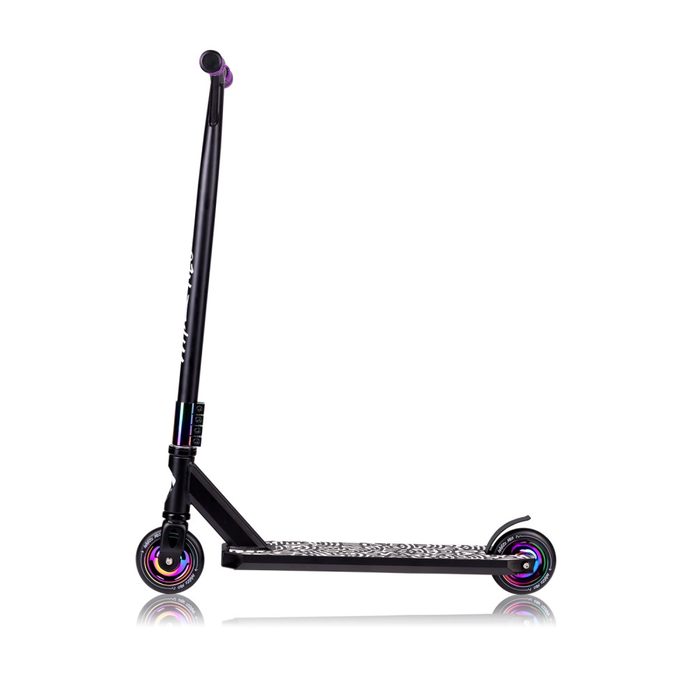 Двухколесный детский самокат Lionelo Whizz Neo Black Carbon Multicolor