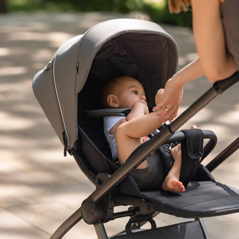 Carrello Ultra BF CRL-5525 - прогулочная коляска с реверсивным блоком (сиденье устанавливается лицом к маме), регулируется высота капюшона, компактно складывается • Vanilla Beige Carrello Ultra BF CRL-5525 - прогулочная коляска с реверсивным блоком (сиденье устанавливается лицом к маме), регулируется высота капюшона, компактно складывается • Vanilla Beige