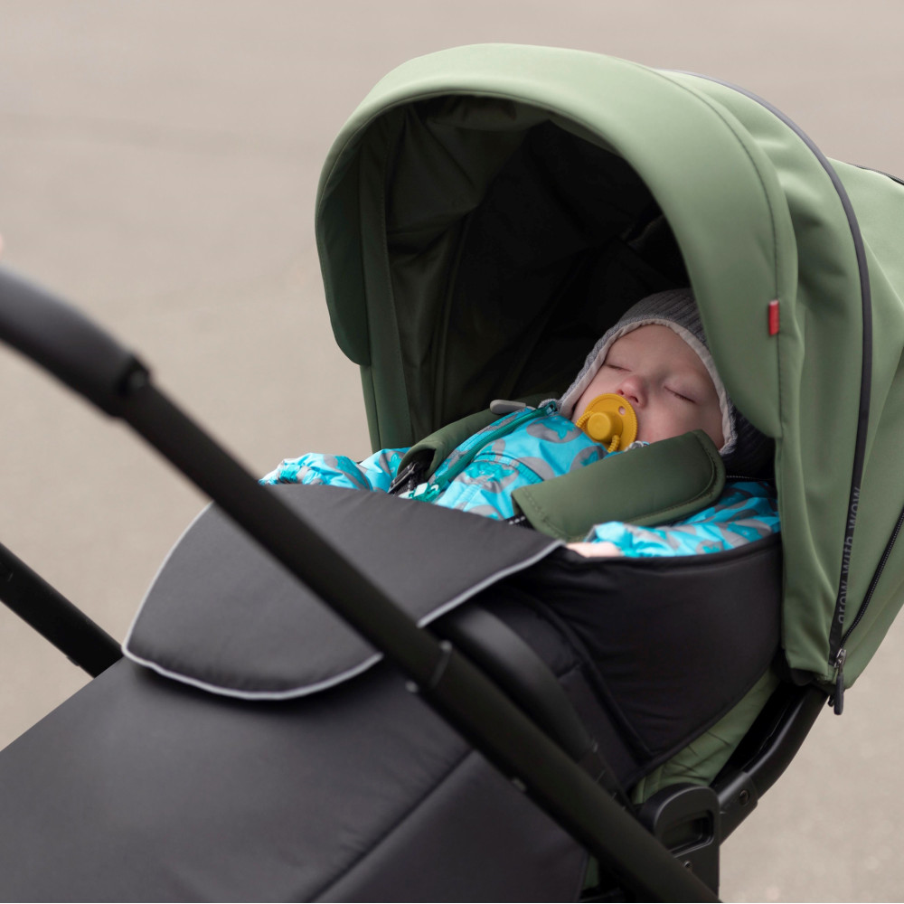 Carrello Alfa BF CRL-5508 - прогулянкова коляска з реверсивним блоком (сидіння встановлюється обличчям до мами), регулюється висота капюшону • Midnight Black
