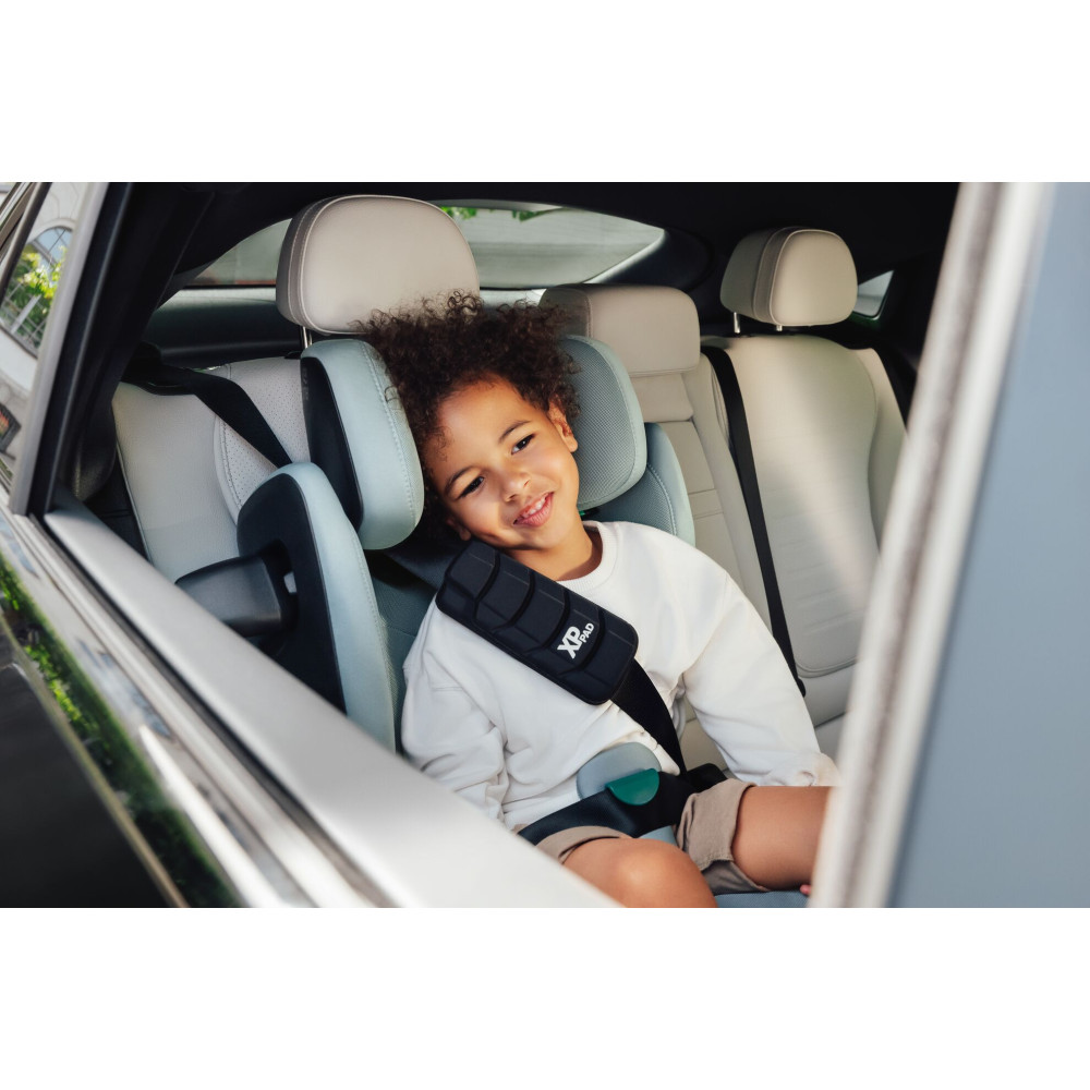 Britax Romer Kidfix Pro - автокресло для детей (от 3.5 до 12 лет / 100 - 150 см), накладка на ремень, дополнительная боковая защита, система SecureGuard • Style Carbon Black Britax Romer Kidfix Pro - автокресло для детей (от 3.5 до 12 лет / 100 - 150 см), накладка на ремень, дополнительная боковая защита, система SecureGuard • Style Carbon Black