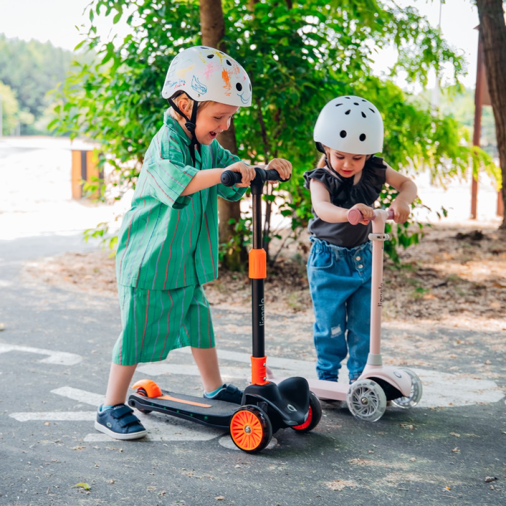 Lionelo Franky - детский самокат 2 в 1 со съемным сиденьем, корзиной для мелочей, большие колеса с подсветкой • Pink Rose