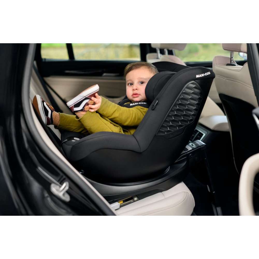 Maxi-Cosi Mica 360 S - автокрісло для дітей (від 3 місяців до 4 років / 61 - 105 см), кріплення ISOFIX (висувне, поворотне 360) • Tonal Black Maxi-Cosi Mica 360 S - автокрісло для дітей (від 3 місяців до 4 років / 61 - 105 см), кріплення ISOFIX (висувне, поворотне 360) • Tonal Black
