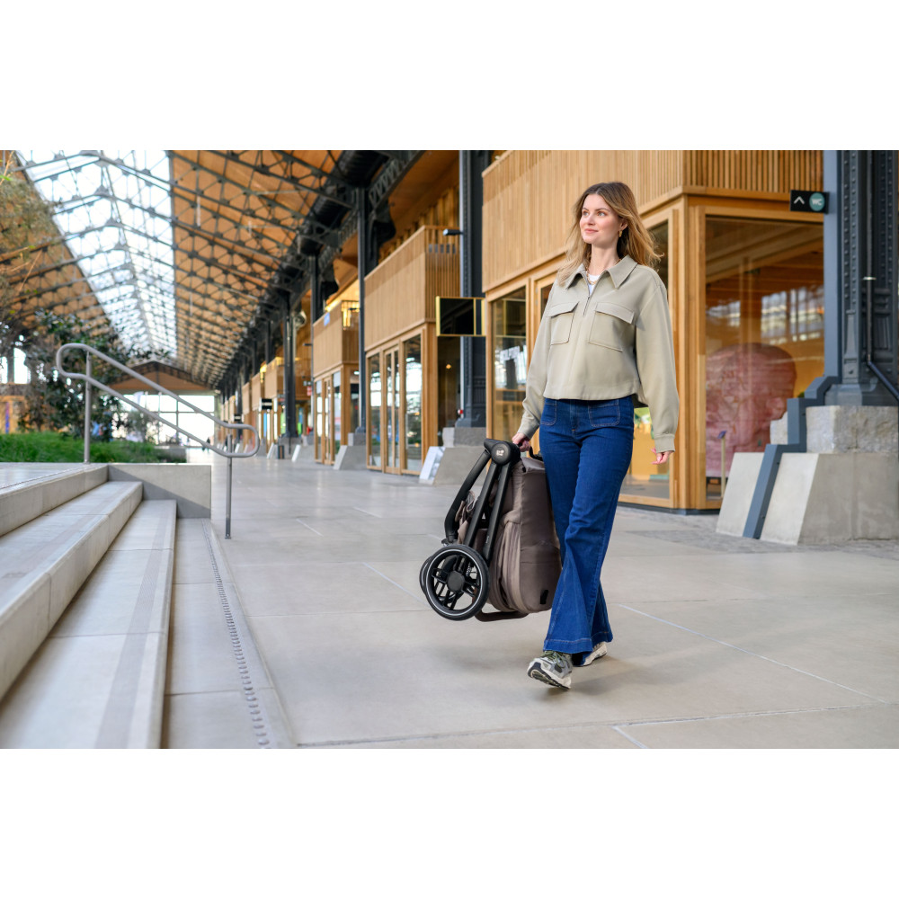 Maxi-Cosi Oxford+ - универсальная коляска 2 в 1, люлька Maxi-Cosi Sense, реверсивный прогулочный блок, мягкая амортизация • Twillic Black Maxi-Cosi Oxford+ - универсальная коляска 2 в 1, люлька Maxi-Cosi Sense, реверсивный прогулочный блок, мягкая амортизация • Twillic Black