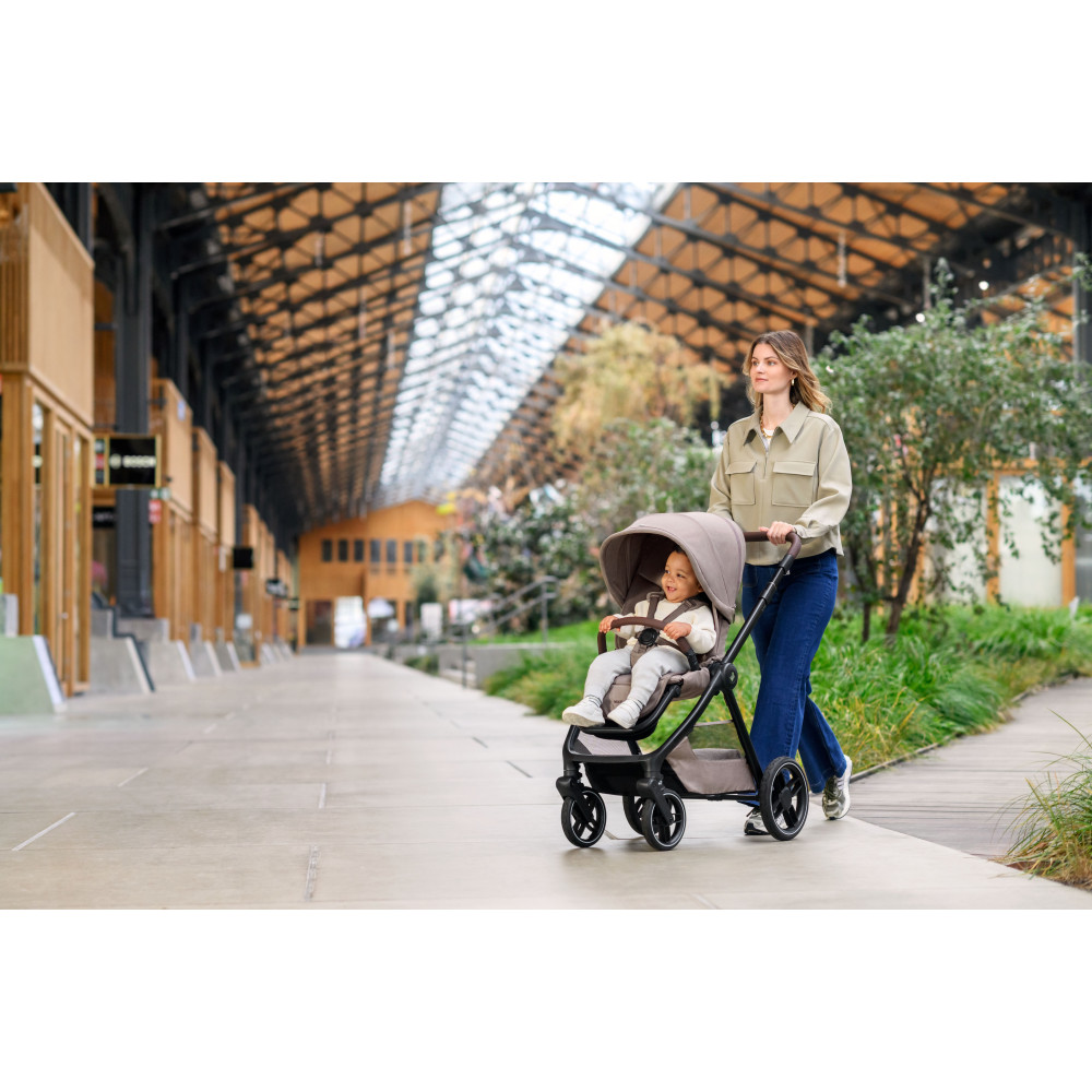 Maxi-Cosi Oxford+ - универсальная коляска 2 в 1, люлька Maxi-Cosi Sense, реверсивный прогулочный блок, мягкая амортизация • Twillic Green Maxi-Cosi Oxford+ - универсальная коляска 2 в 1, люлька Maxi-Cosi Sense, реверсивный прогулочный блок, мягкая амортизация • Twillic Green