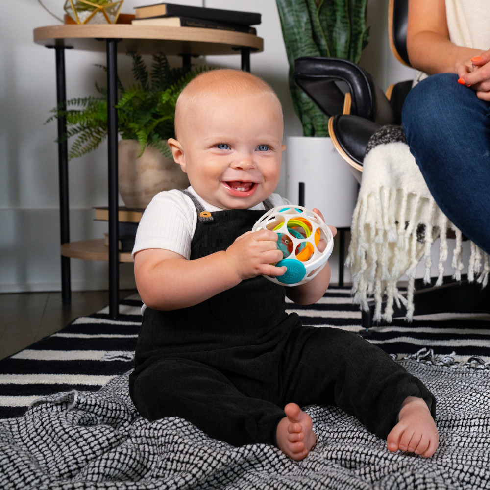 Погремушка Baby Einstein "Grip & Spin Oball" Погремушка Baby Einstein "Grip & Spin Oball"
