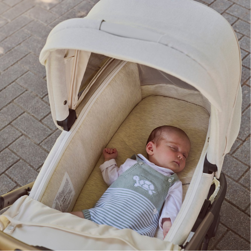 Chicco Bellagio - коляска 2 в 1, з натуральних бамбукових волокон, м'яка амортизація, телескопічна батьківська ручка, легко складається та компактна • Light Grey Chicco Bellagio - коляска 2 в 1, з натуральних бамбукових волокон, м'яка амортизація, телескопічна батьківська ручка, легко складається та компактна • Light Grey
