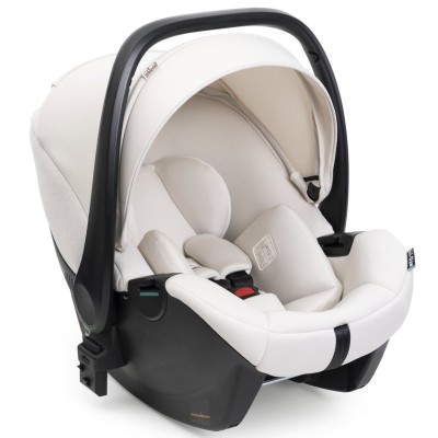 Chicco Kory Plus i-Size - автокресло для младенца (от рождения до 15 месяцев / 40 - 85 см), поворот на 90° • White Chicco Kory Plus i-Size - автокресло для младенца (от рождения до 15 месяцев / 40 - 85 см), поворот на 90° • White