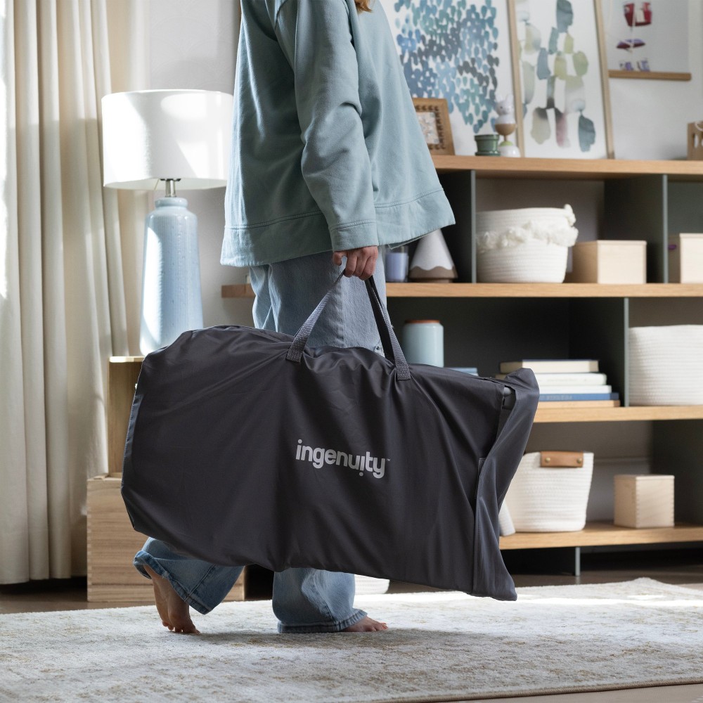 Шезлонг Ingenuity Parker-Chambray с технологией Happy Belly Blue