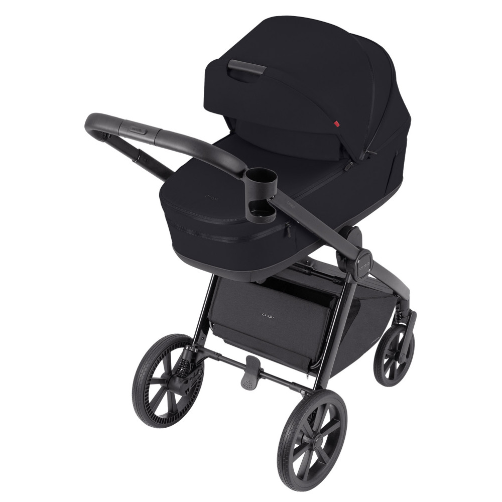 Carrello Omega Plus CRL-6540/1 - детская коляска 2 в 1, всесезонная коляска с фонариком LED, термолюлька, регулировка люльки по высоте, большие колеса, телескопическая ручка • Cosmo Black Carrello Omega Plus CRL-6540/1 - детская коляска 2 в 1, всесезонная коляска с фонариком LED, термолюлька, регулировка люльки по высоте, большие колеса, телескопическая ручка • Cosmo Black