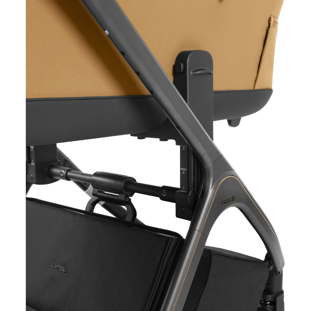 Carrello Vector CRL-6551 - легкая детская коляска 3в1 с регулировкой высоты люльки и прогулочного сиденья, с автокреслом для новорожденного Carrello Nova (0 - 15 месяцев / 40 - 87 см) • Golden Beige
