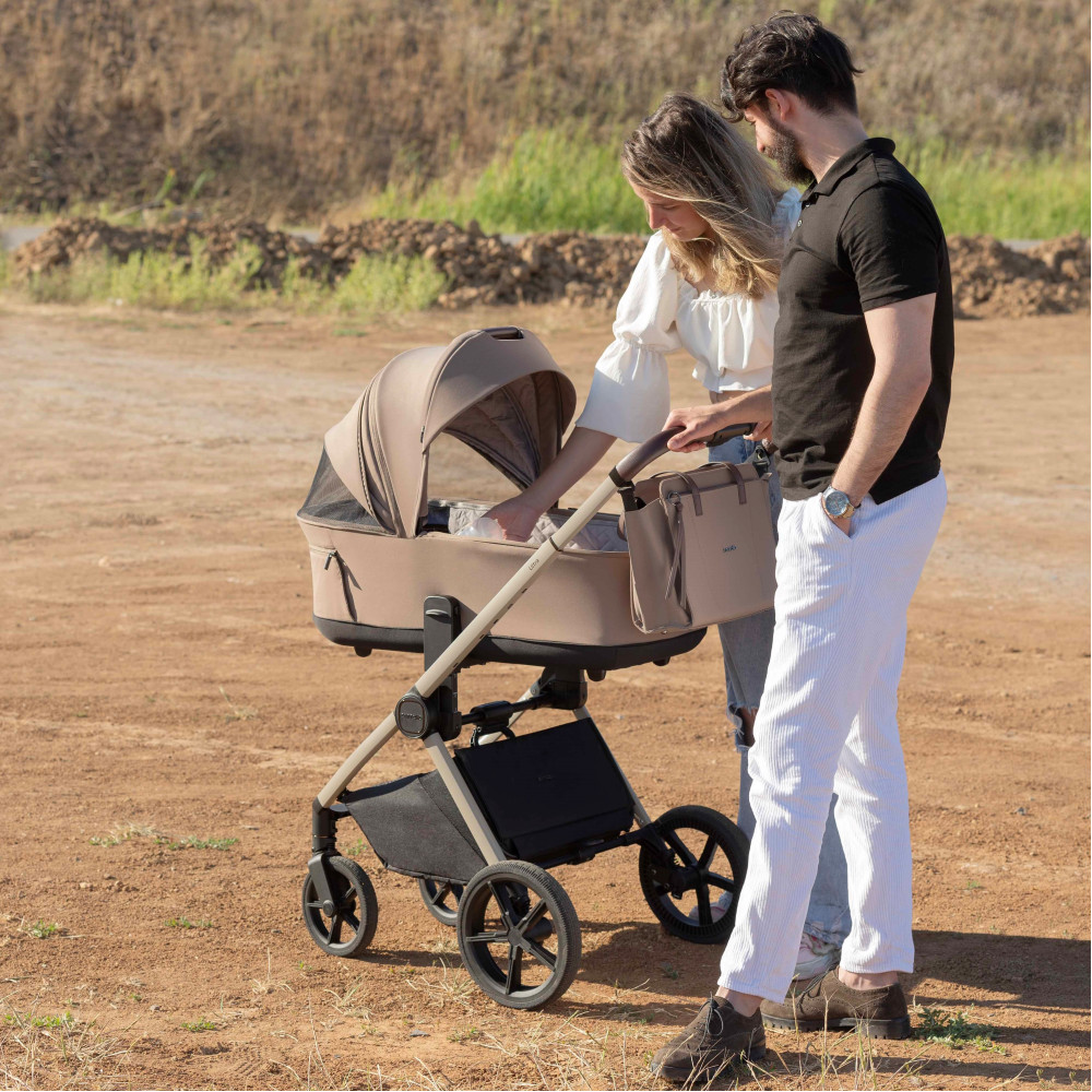 Carrello Ultra CRL-6527 - легкая детская коляска 2в1, термолюлька, телескопическая ручка, регулируемые по высоте люлька и сиденье • Floral Beige