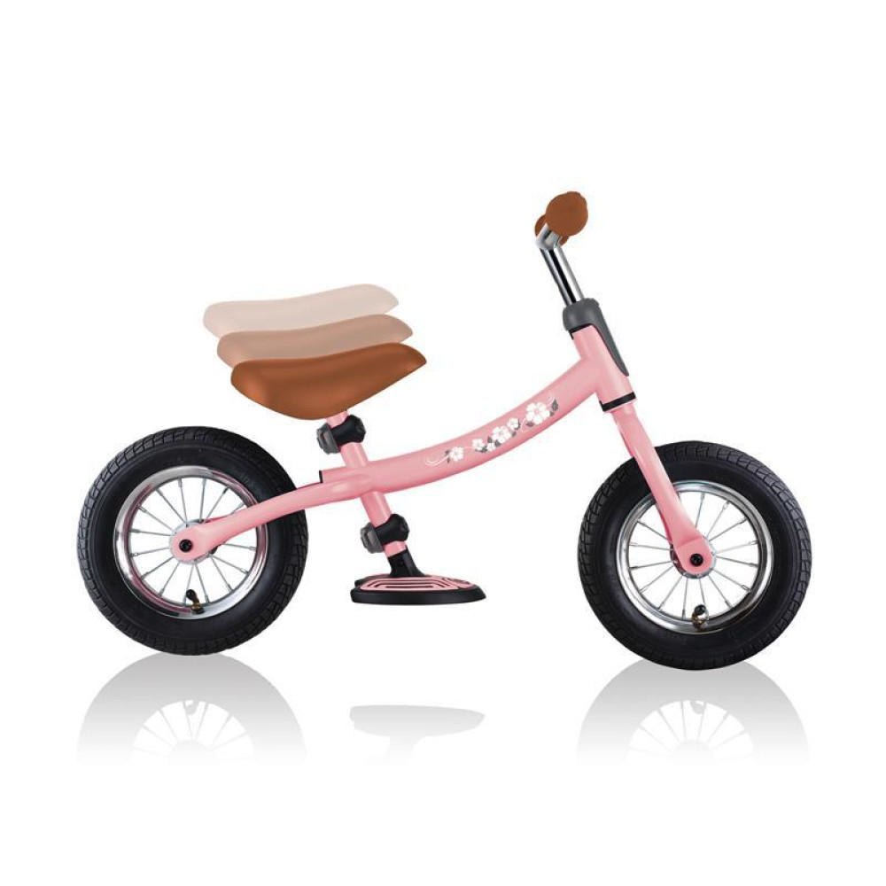 Globber GO Bike Air - біговел-самокат, балансер для дітей віком від 3 років, до 25 кг • Pink Globber GO Bike Air - біговел-самокат, балансер для дітей віком від 3 років, до 25 кг • Pink
