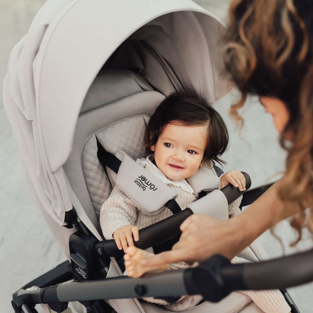 Britax Romer Smile 5Z - всесезонная прогулочная коляска с большими колесами • Warm Caramel LUX Collection