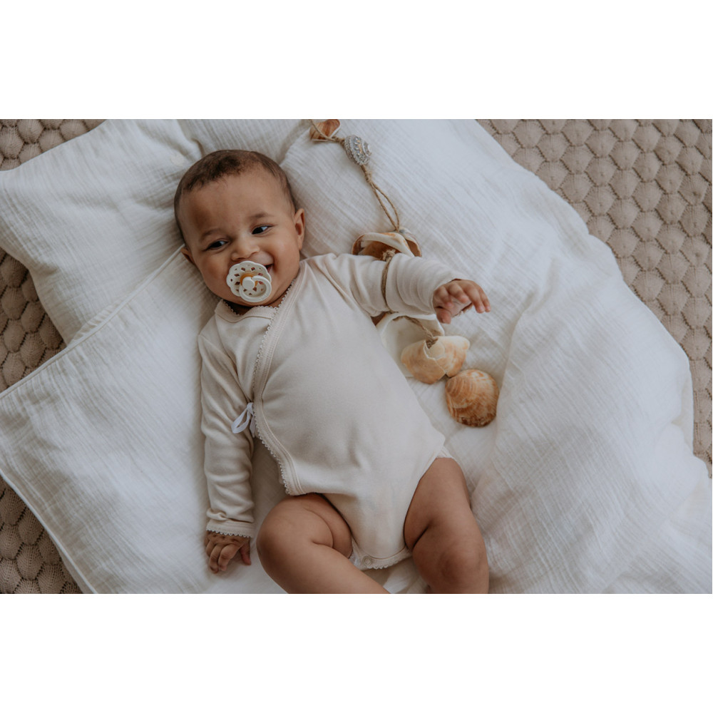 Пустушка BIBS Boheme Latex Size 1 (від 0 до 6 місяців) Ivory Пустушка BIBS Boheme Latex Size 1 (від 0 до 6 місяців) Ivory
