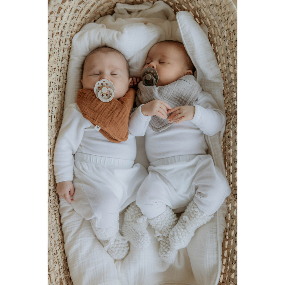 Пустушка BIBS Boheme Latex Size 1 (від 0 до 6 місяців) Ivory Пустушка BIBS Boheme Latex Size 1 (від 0 до 6 місяців) Ivory