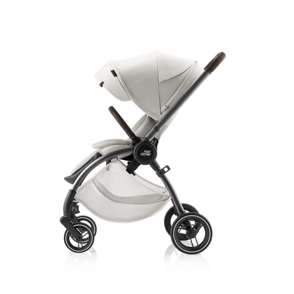 Britax Romer Rio - всесезонна прогулянкова коляска, легка рама, безкамерні шини • Soft Taupe