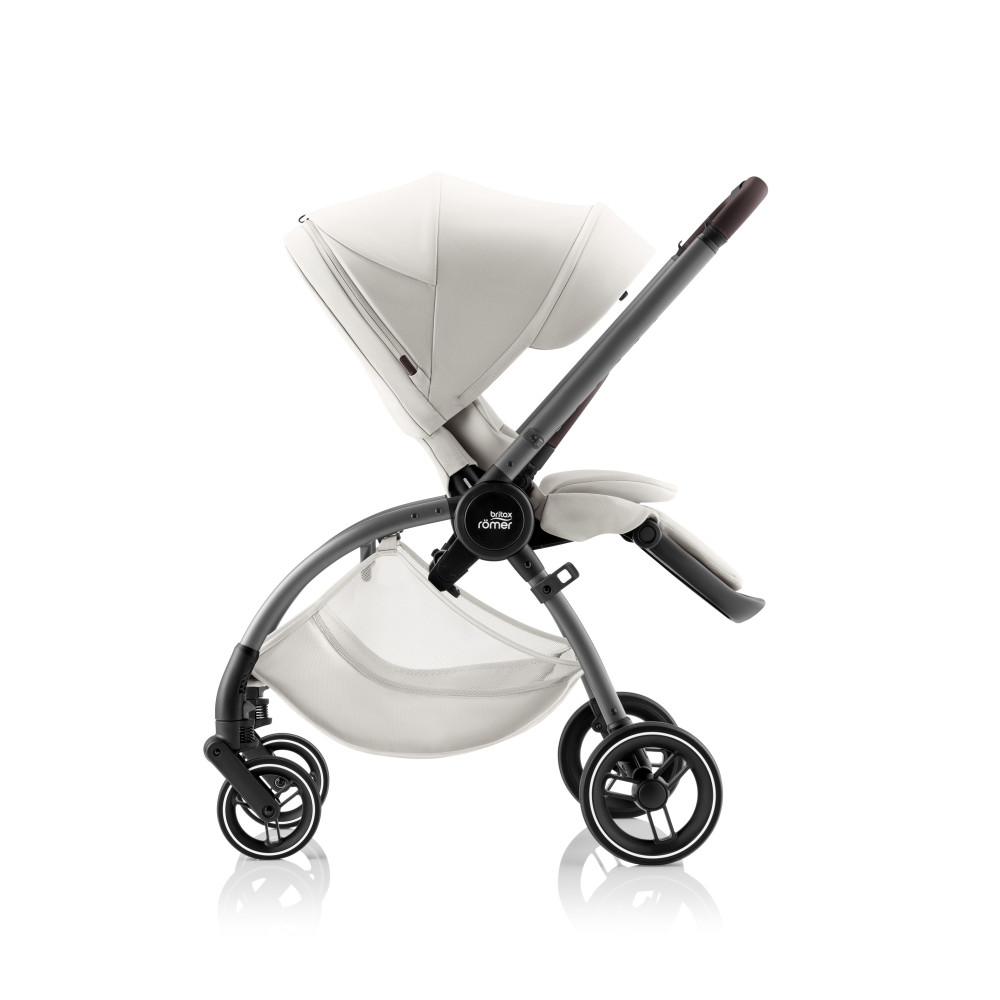 Britax Romer Rio - всесезонна прогулянкова коляска, легка рама, безкамерні шини • Soft Taupe