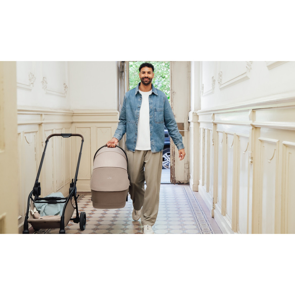 Britax Romer RIO - люлька для коляски Britax Romer RIO • Soft Taupe Britax Romer RIO - люлька для коляски Britax Romer RIO • Soft Taupe