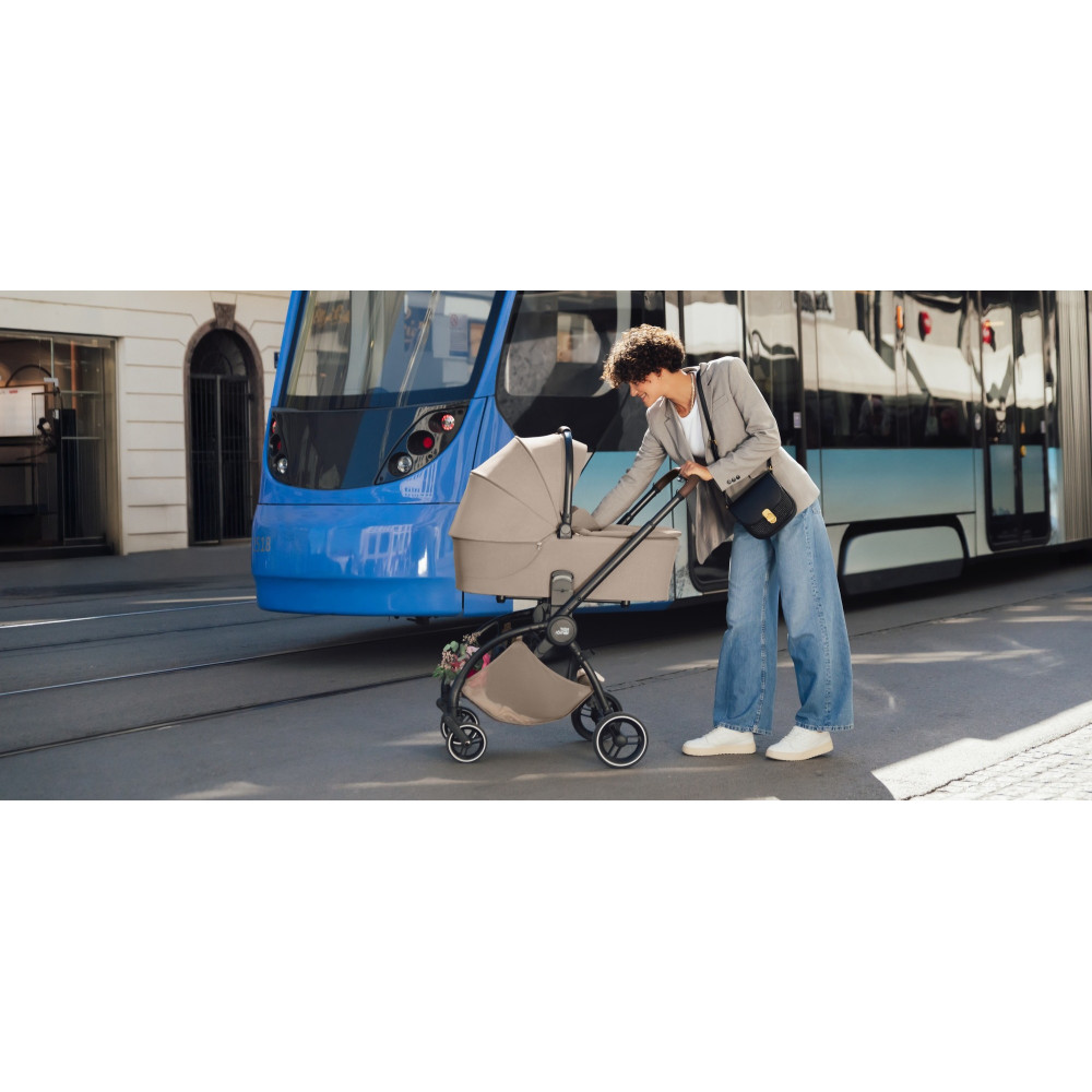 Britax Romer RIO - люлька для коляски Britax Romer RIO • Urban Olive Britax Romer RIO - люлька для коляски Britax Romer RIO • Urban Olive