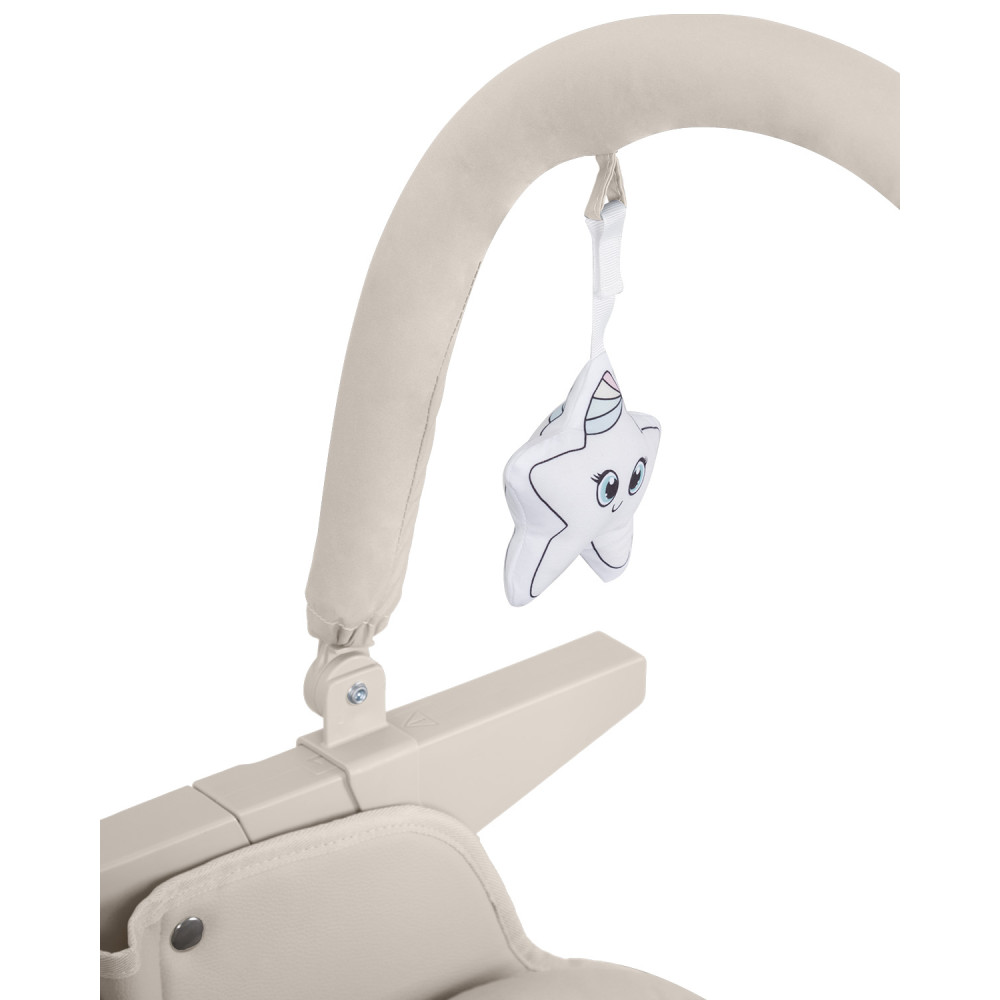 Carrello Lotus CRL-12101 - стульчик для кормления на колесах, шезлонг, регулировка по высоте и спинки, дуга с игрушками • Dune Beige