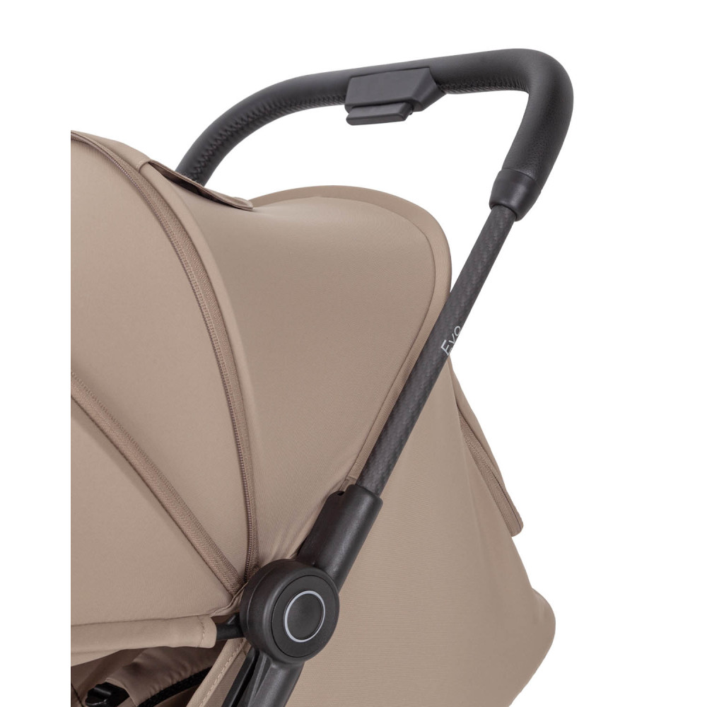 Carrello Evo CRL-5533 - легкая прогулочная коляска для путешествий, размер ручной клади, карбоновая рама • Parchment Beige